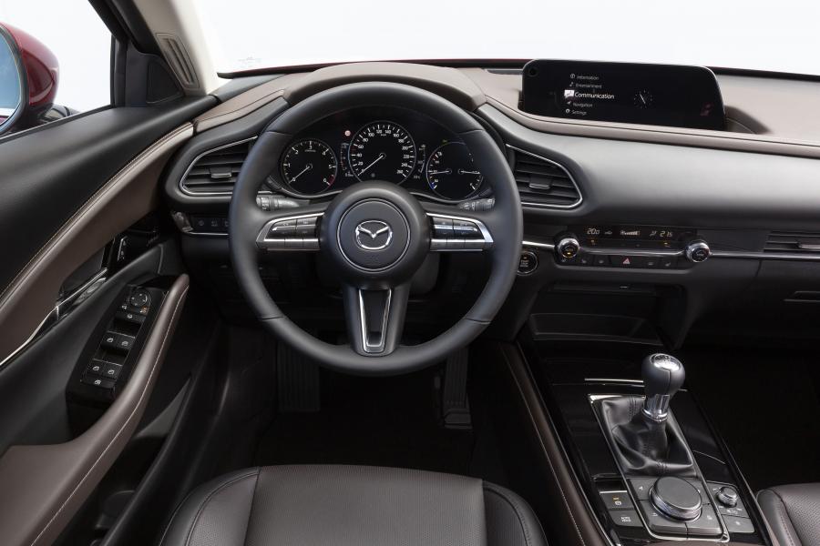 Торпедо Mazda CX-30 Skyactiv-D 2019 года  (WW) (фото 9 из 15)